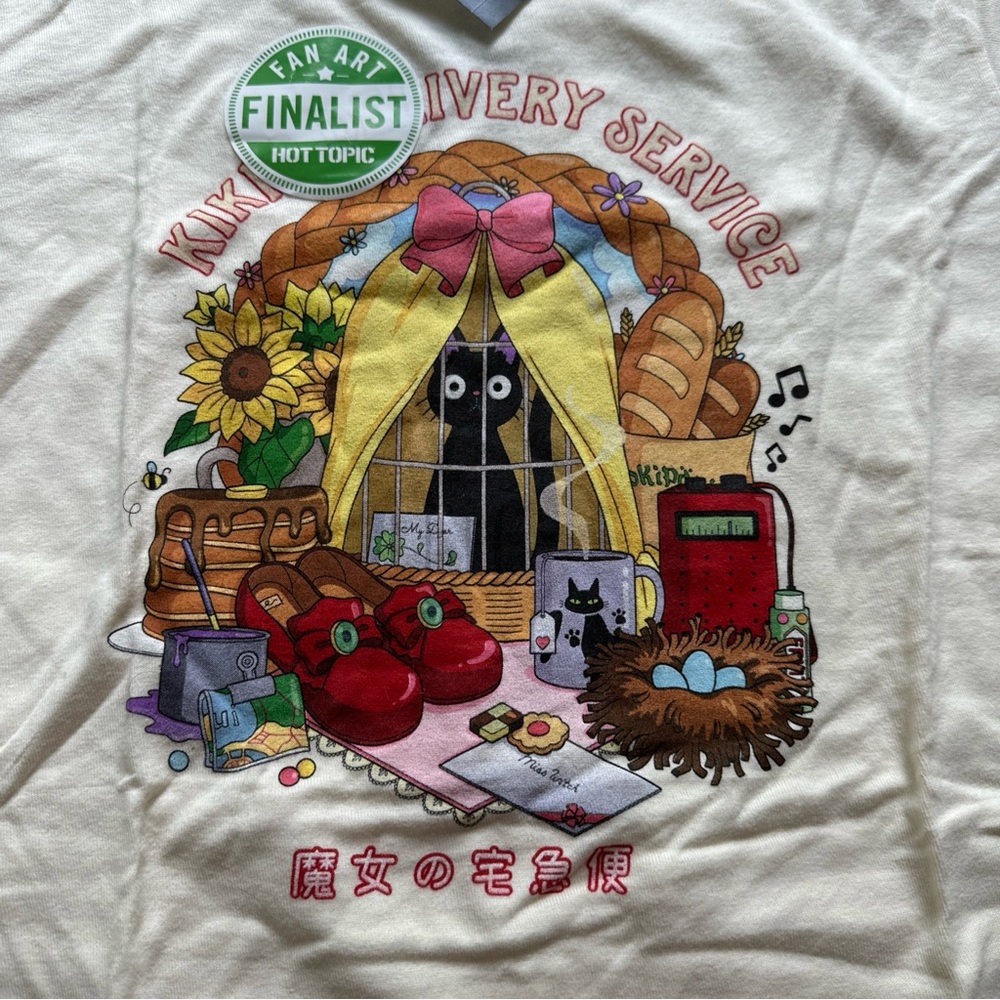 NEW Hot Topic Kiki's Delivery Service Fan Art Finalist Graphic Tee Size M - Picture 4 of 8